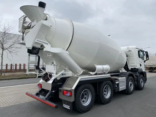MAN TGS 35.360 | 8x4 BB | mixer 10 m3 | Liebherr | 37 Ton | direct inzetbaar |