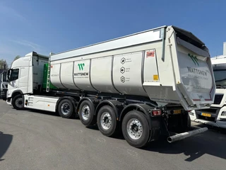 AJK 42 ton | Elektrisch bediende Wattsnew geisoleerde kipperoplegger | mileuzones |