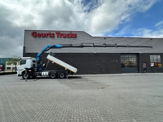 Mercedes-Benz Arocs 3351 963-2-E 6X4 KIPPER / TIPPER + PALFINGER PK30.002 TEC7 KRAAN / KRAN / CRANE / GRUA