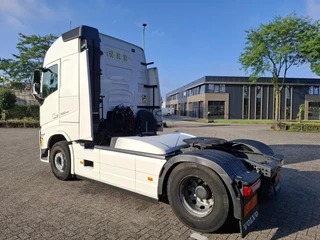 Volvo FH FH5-500 / VEB+ / 636978 KM / I-PARKCOOL / NB CHASSIS / DOUBLE TANK / FULL-SPOILER / 2XBED / FRIDGE / LWDS / AUTOMATIC / EURO-6 / 2021