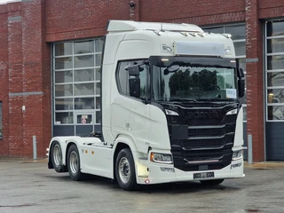 Scania R R590 V8 NGS Highline 6x2 - Full spec - Retarder - Night clima - Full air - Leather