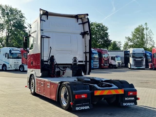 Scania S S540 NGS Highline 4x2 - Low deck - Retarder - Custom interior - Night clima - Full air - Led - Navi