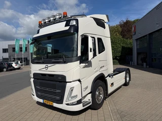 Volvo FM 460 4X2 GLOBETROTTER DYNAMIC STEERING / ALCOA DURA BRIGHT / KOELKAST / AIRCO / STANDKACHEL / PA4827
