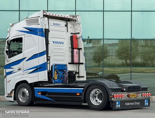 Volvo FH 13.500 GLOBETROTTER ONLY 312.000 KM DYNAMIC STEERING FULL AIR 2x TANKS SUPER CONDITION NL-TRUCK