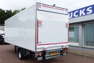 Veldhuizen P 47-3. Gesloten + Dhollandia 1.000 kg