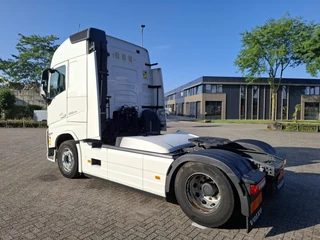 Volvo FH FH5-500 / VEB+ / 643802 KM / I-PARKCOOL / NB CHASSIS / DOUBLE TANK / FULL-SPOILER / 2XBED / FRIDGE / LWDS / AUTOMATIC / EURO-6 / 2021