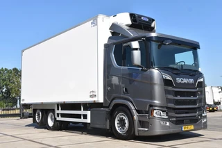Scania R R530 V8 NGS 6x2*4LB + CARRIER SUPRA 550 - SUPER - LIKE NEW - ONLY 71 TKM - NEW TACHO - FULL AIR - PARK. AIRCO - WHEELBASE: 475 CM - LED -