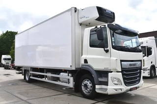 DAF CF 320 4x2 + CARRIER SUPRA 1150 - 274 TKM - WHEELBASE: 610 CM - DHOLLANDIA - ROLLING DOOR - TOP CONDITION -