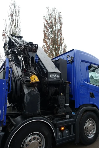Scania G 450 8x2 / HMF 7020 + FLY JIB KRAAN / 70 TM KRAAN / FRONT STAMP / REMOTE CONTROL / LOW KM / PERFECT CONDITION