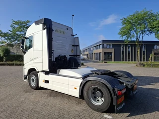 Volvo FH FH5-500 / VEB+ / 656346 KM / I-PARKCOOL / NB CHASSIS / DOUBLE TANK / FULL-SPOILER / 2XBED / FRIDGE / LWDS / AUTOMATIC / EURO-6 / 2021