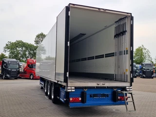 Schmitz Cargobull SCB*S3 Carrier Vector 1550 - ATP/FRC - Like new! - Alloy wheels