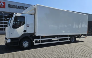 Renault D240 Renault D 12 MED 4x2 bakwagen Nieuw, zonder registratie en direct inzetbaar.