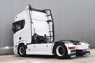 Scania R R420 NGS 4x2NB - SUPER - RETARDER - 238 TKM - FULL AIR/4 POINT - PTO - PARK. AIRCO - 2 x FUEL TANKS - LED -
