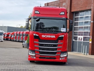 Scania S S460 Highline 4x2 - Lowdeck - New - Retarder - Night clima - 2x tank - Led - Full spoiler