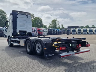 Volvo FH 13.500 Globetrotter 6x2 BDF - 4.90 WB - Full air - Leather - I shift