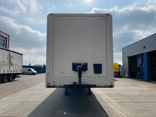 Lecitrailer 3E20 / Closed Box / SAF Disc / Dhollandia Tail Lift