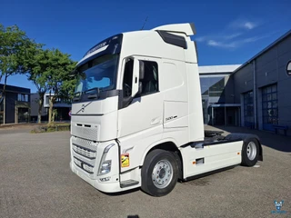 Volvo FH FH5-500 / VEB+ / 644796 KM / I-PARKCOOL / NB CHASSIS / DOUBLE TANK / FULL-SPOILER / 2XBED / FRIDGE / LWDS / AUTOMATIC / EURO-6 / 2021