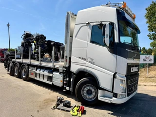 Volvo FH 420 8x4 PRITSCHE + (31m!) KRAN HIAB 858 E-7 + JIB X-5 + WINCH - 114.000km / 1376 Hours - PRITSCHE 6m35 - BE TRUCK MJC12500-A