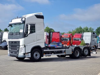 Volvo FH 13.500 Globetrotter 6x2 BDF - 4.90 WB - Full air - Leather - I shift