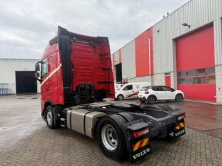 Volvo FH FH5-460 / ENGINE RUNNING / 433992 KM / VEB+ / GERMAN TRUCK / DOUBLE TANK / I-PARKCOOL / DYNAMIC STEERING / ACC / LWDS / AUTOMATIC / EURO-6 / 2024