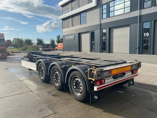 Schmitz Cargobull SCB*S3D / Container chassis / 1x extendable / Disc Brakes