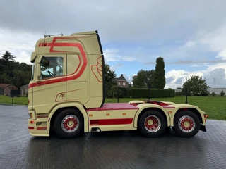 Scania R520 V8 NGS GESTUURDE SLEEPAS, ALCOA, INTERIOR, PTO, RETARDER, VOLLUCHT, TOP.