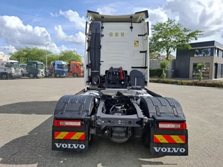 Volvo FH FH5-500 / VEB+ / 615171 KM / I-PARKCOOL / NB CHASSIS / DOUBLE TANK / FULL-SPOILER / 2XBED / FRIDGE / LWDS / AUTOMATIC / EURO-6 / 2021