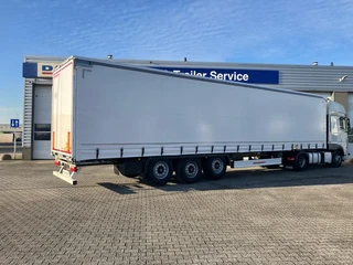 KAESSBOHRER SCS X / 90 - 12 / 27 Schuifzeilen met twee liftassen en hefdak 500mm