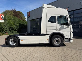 Volvo FM 460 4X2 GLOBETROTTER DYNAMIC STEERING / ALCOA DURA BRIGHT / KOELKAST / AIRCO / STANDKACHEL / PA4827
