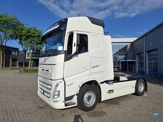 Volvo FH FH5-500 / VEB+ / 656346 KM / I-PARKCOOL / NB CHASSIS / DOUBLE TANK / FULL-SPOILER / 2XBED / FRIDGE / LWDS / AUTOMATIC / EURO-6 / 2021