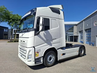 Volvo FH FH5-500 / VEB+ / 566009 KM / I-PARKCOOL / NB CHASSIS / DOUBLE TANK / FULL-SPOILER / 2XBED / FRIDGE / LWDS / AUTOMATIC / EURO-6 / 2021