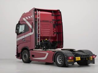 Iveco S-WAY 570 Hydraulic Walking Floor, RETARDER, TACHO V2, FULL AIR, APK/TUV 5-2026 NL TRUCK