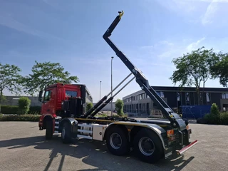 Mercedes-Benz Arocs 3242 / 8X4 / HIAB 25TON HOOKLIFT / !! 35539 KM!! / TOP CONDITION / BIG AXLE  / FRIDGE / SMART TACHO / AUTOMATIC / EURO-6 / 2024
