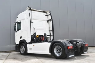 Scania R R500 NGS SUPER 4x2 - NEW TACHO - RETARDER - 289 TKM - PARK. AIRCO - ACC - NAVI - 2 x FUEL TANKS - LED LIGHTS -