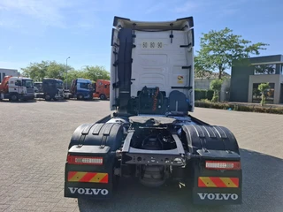 Volvo FH FH5-500 / VEB+ / 664101 KM / I-PARKCOOL / NB CHASSIS / DOUBLE TANK / FULL-SPOILER / 2XBED / FRIDGE / LWDS / AUTOMATIC / EURO-6 / 2021