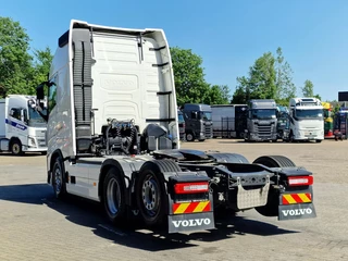 Volvo FH 13.500 Globetrotter XL 6x2 - Retarder - Full air - Leather - Camera