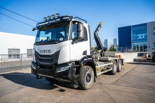 Iveco X-Way 460 - HYVA - 91000 KM