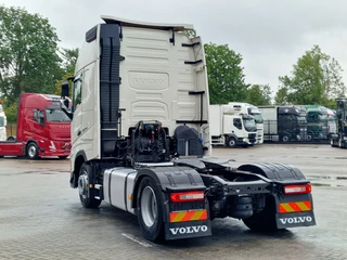 Volvo FH 13.460 Globetrotter XL 4x2 - I Save - 2x tank - Facelift