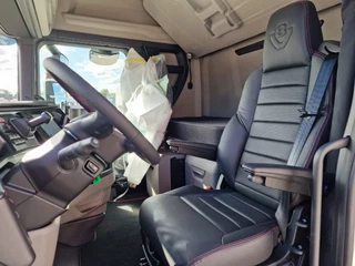 Scania S 660S V8 NGS Highline 4x2 - New - Full spec - Retarder - Night clima - Full air - Leather