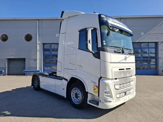 Volvo FH FH5-500 / VEB+ / 644796 KM / I-PARKCOOL / NB CHASSIS / DOUBLE TANK / FULL-SPOILER / 2XBED / FRIDGE / LWDS / AUTOMATIC / EURO-6 / 2021