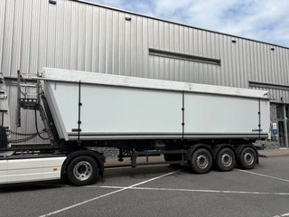Schmitz Cargobull Agro kipper 55 m3 6100 kg