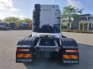 Volvo FH FH5-500 / VEB+ / 643307 KM / I-PARKCOOL / NA CHASSIS / DOUBLE TANK / FULL-SPOILER / 2XBED / FRIDGE / LWDS / AUTOMATIC / EURO-6 / 2021