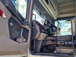 Scania S 660S V8 NGS Highline 4x2 - New - Full spec - Retarder - Night clima - Full air - Leather