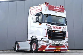 Scania S 590S V8 NGS 4x2NB - NEW TACHO - ONLY 120 TKM - FULL OPTIONS - SPECIAL INTERIOR - HYDRAULIC SYSTEM - EXHAUST PIPE - AS GOOD AS NEW -