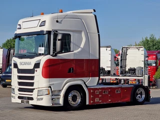 Scania S S540 NGS Highline 4x2 - Low deck - Retarder - Custom interior - Night clima - Full air - Led - Navi