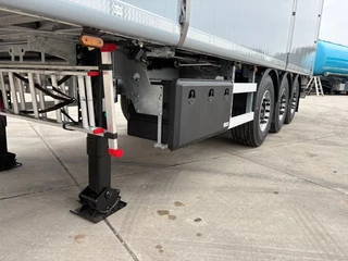 Kraker waling floor 72 m3 NIEUW