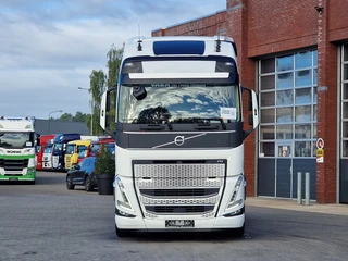 Volvo FH 13.500 Globetrotter XL 6x2 - PTO/Hydraulic - 3.20 WB - I Save