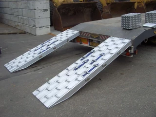 Ultra-Lite Aluminium oprijplaten op maat 500 kg / 50 ton