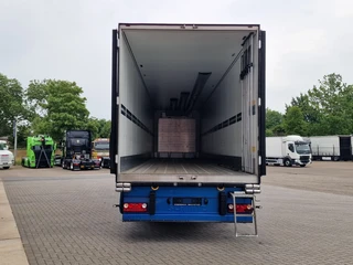 Schmitz Cargobull SCB*S3 Carrier Vector 1550 - ATP/FRC - Like new! - Alloy wheels