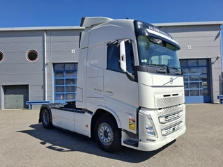 Volvo FH FH5-500 / VEB+ / 566009 KM / I-PARKCOOL / NB CHASSIS / DOUBLE TANK / FULL-SPOILER / 2XBED / FRIDGE / LWDS / AUTOMATIC / EURO-6 / 2021